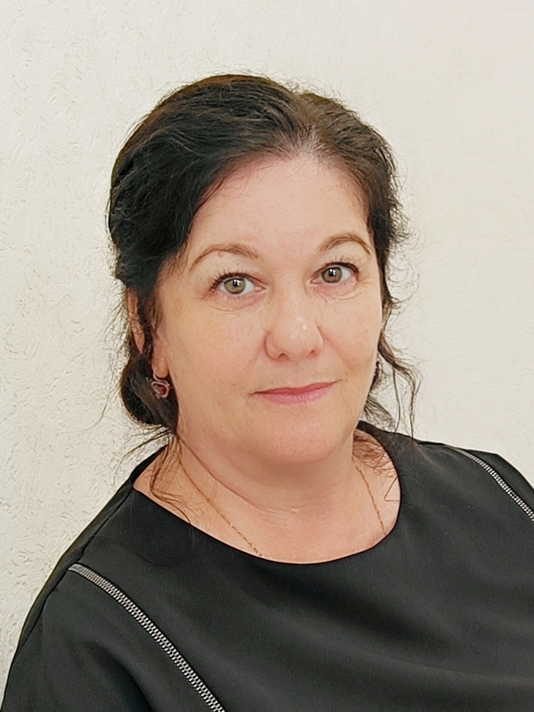 Биянова Елена Борисовна.